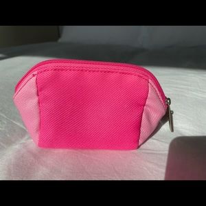 Cosmetic bag